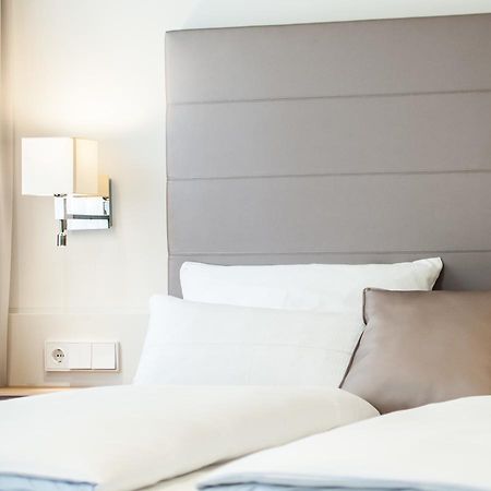 Bayerischer Hof Kitzingen Zewnętrze zdjęcie