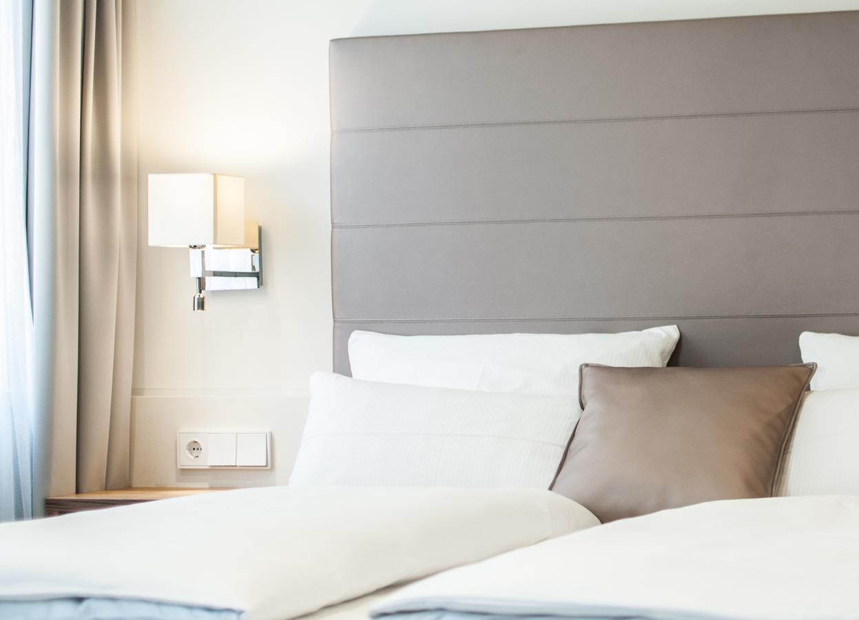 Bayerischer Hof Kitzingen Zewnętrze zdjęcie